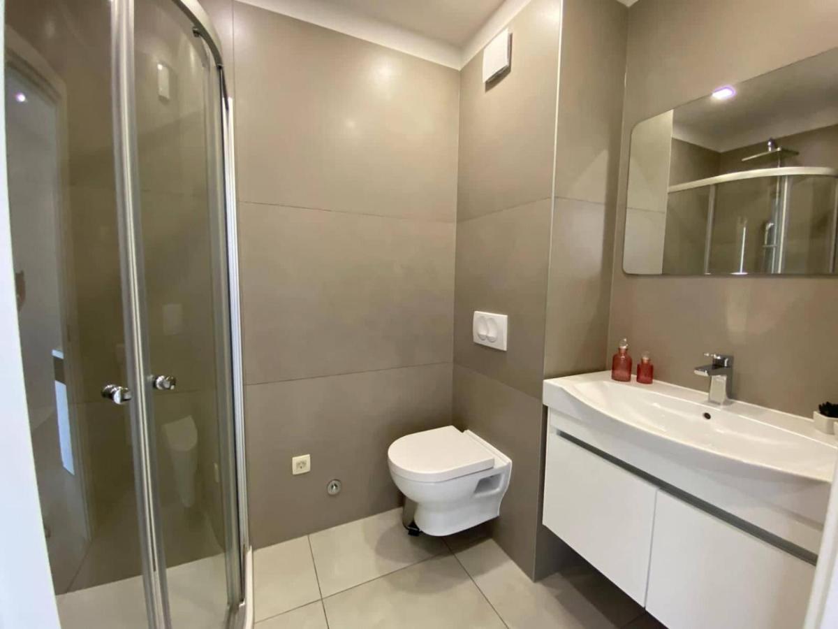 Modern Apartments With Garage Makarska Exterior foto
